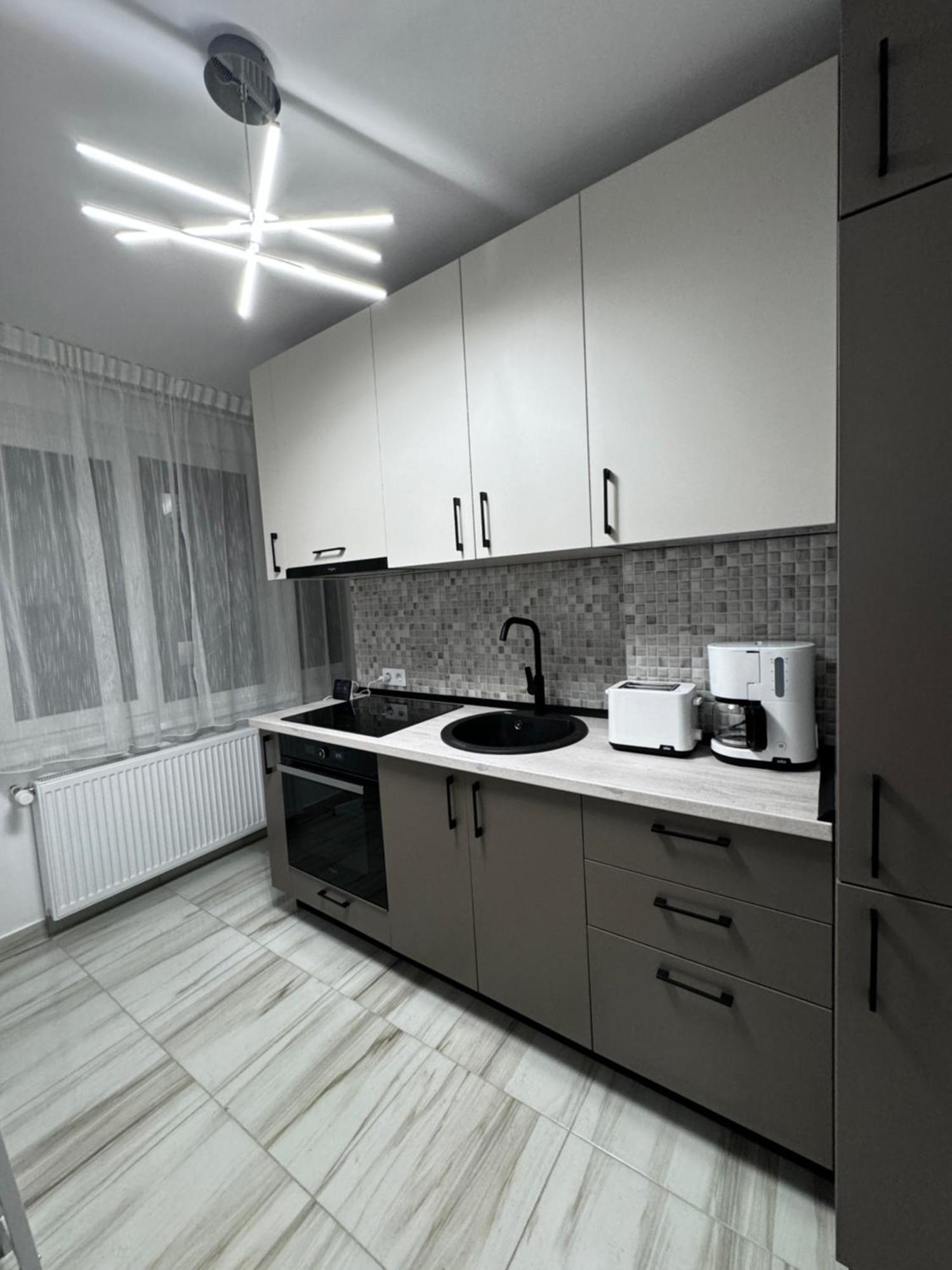 Apart City Center Брашов Екстер'єр фото